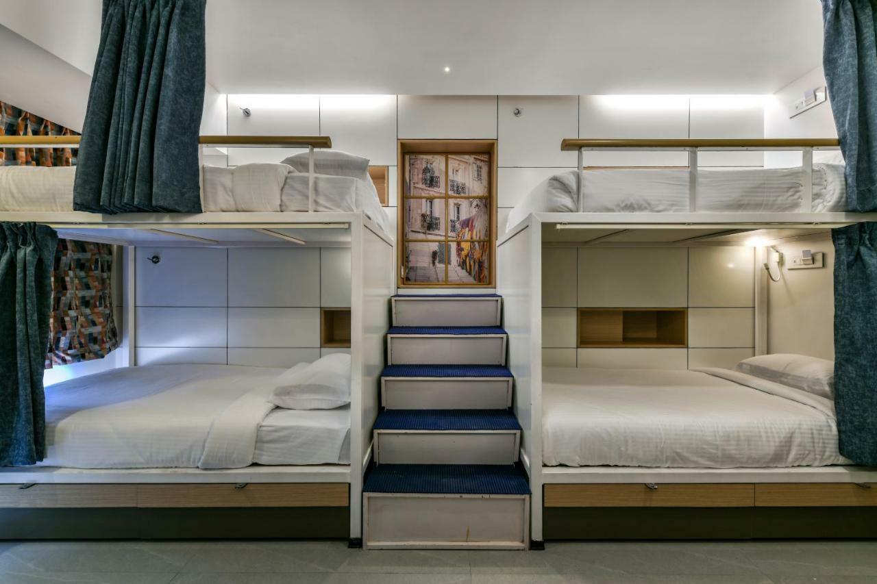 Bed 7-Bed Mixed Dormitory Room