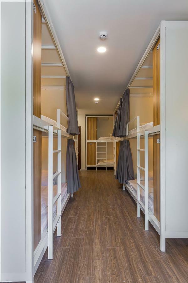 Single Bed 10-Bed Dormitory Room