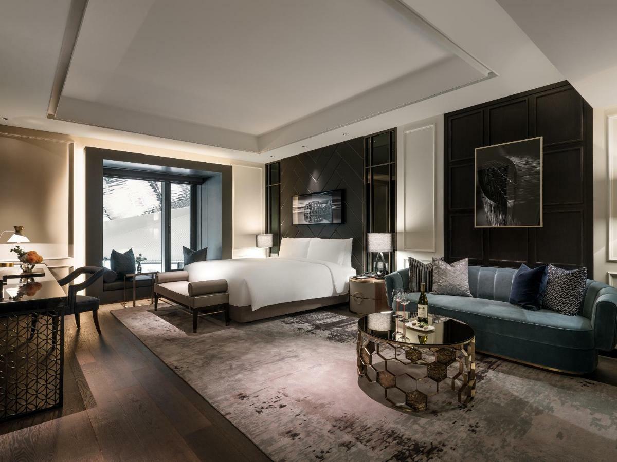 Junior Suite Adults Only Cimer & Wonder Box is available stays