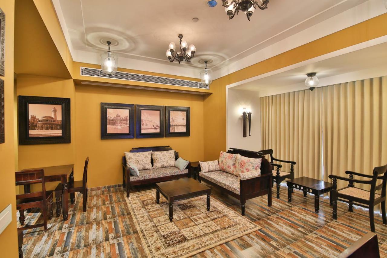 Suite Room