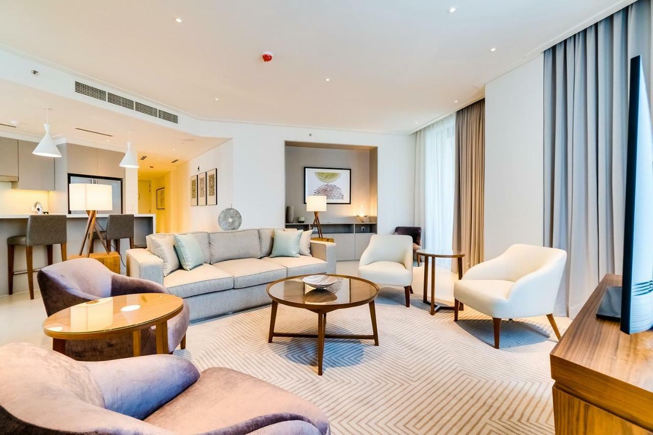 Three-Bedroom Apartment Partial Burj Khalifa View