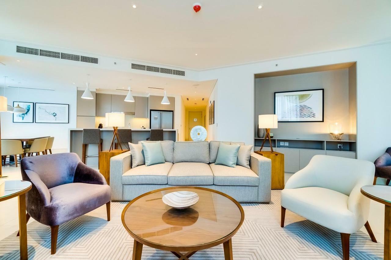 Three-Bedroom Apartment Partial Burj Khalifa View