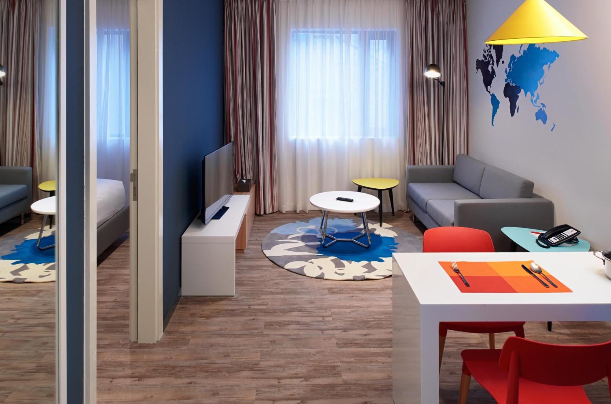 King Studio Complimentary Round-trip Transfer to International Terminal upon request