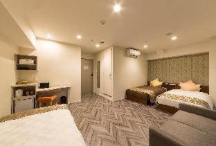 Deluxe Triple Room Non-Smoking