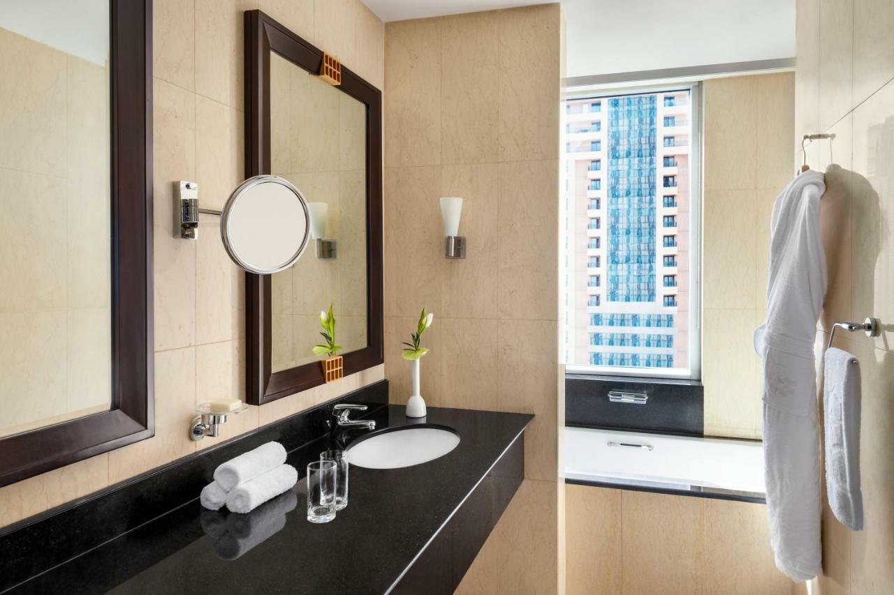 Three-Bedroom Apartment Sea View