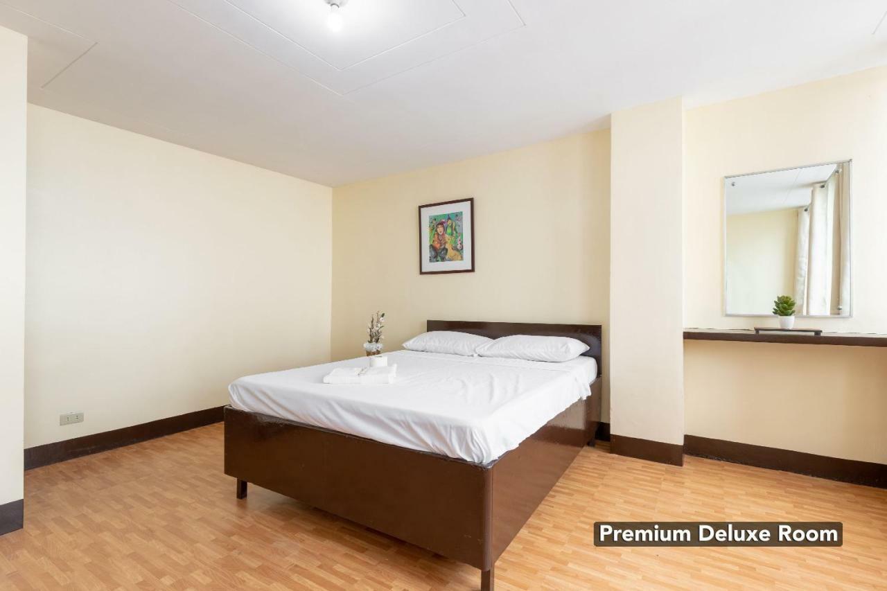 Premium Deluxe