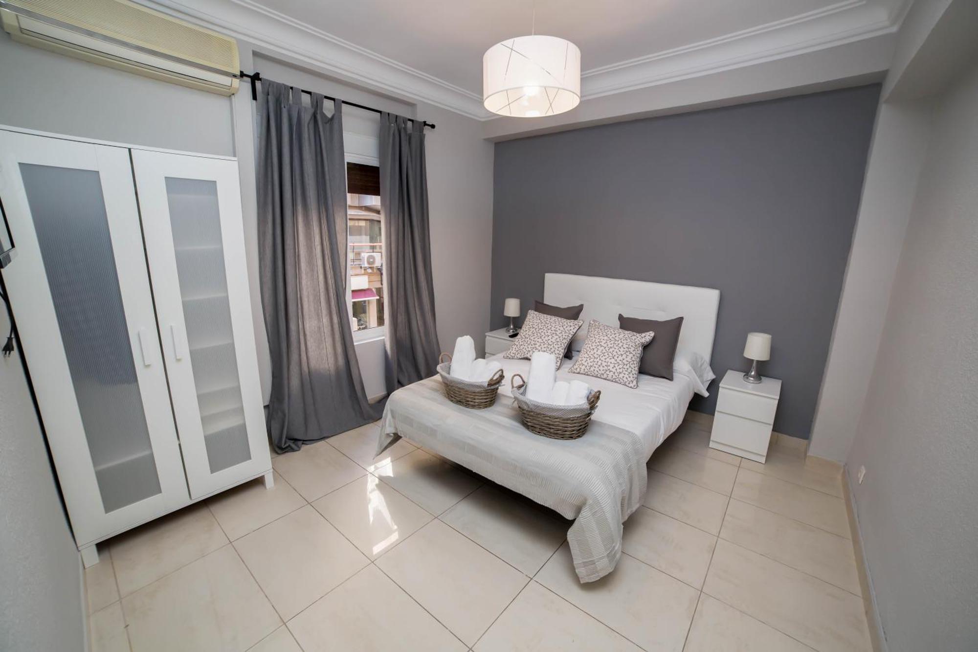Deluxe Double Room with Shared Bathroom