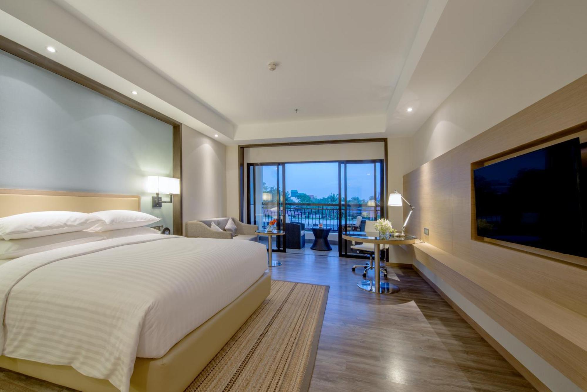 Executive room Guest room 1 King Balcony