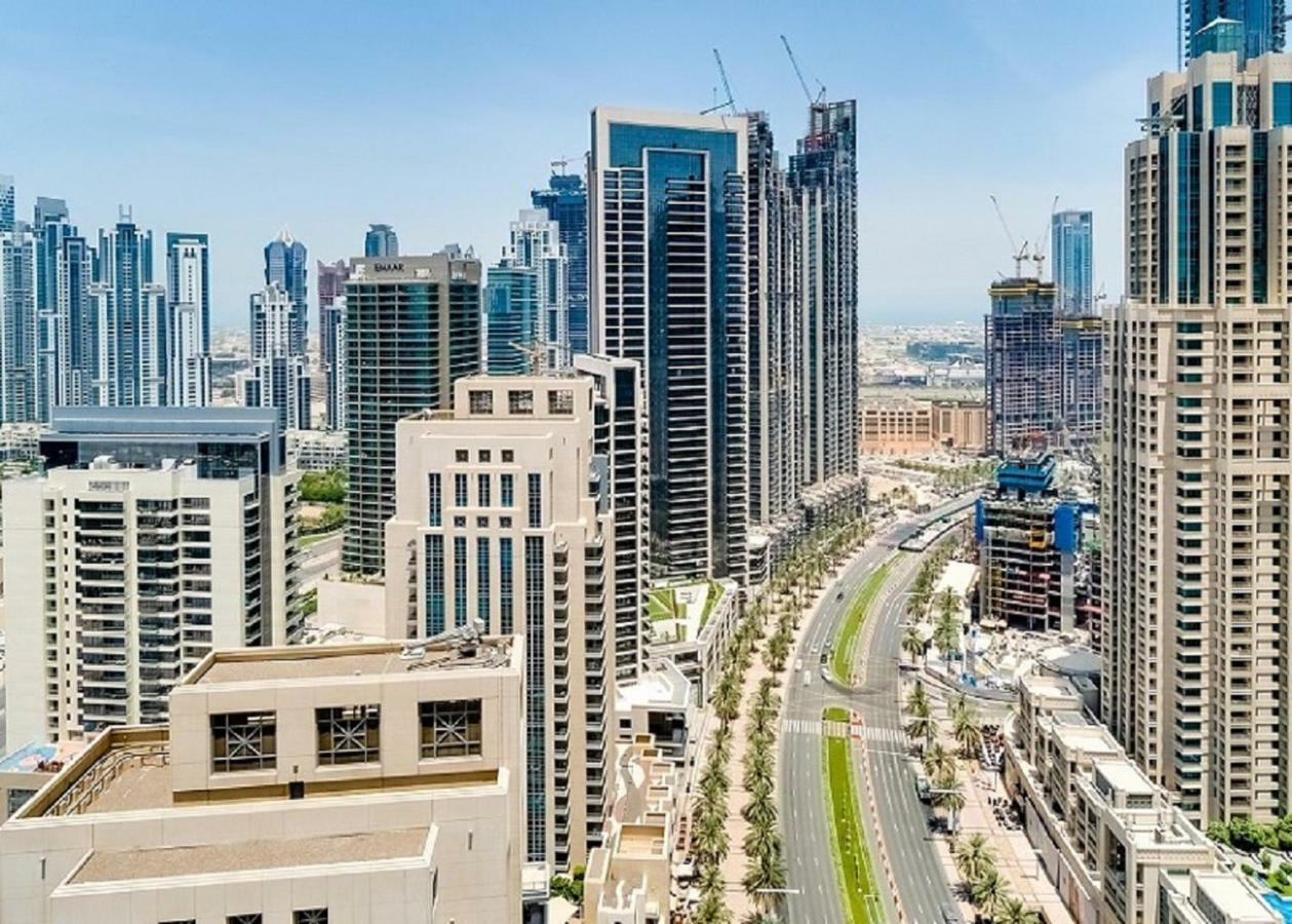 Two-Bedroom Apartment City View