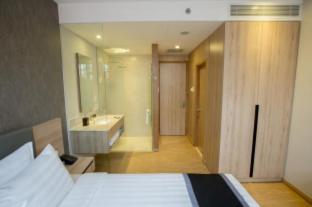 Deluxe Twin Room City View