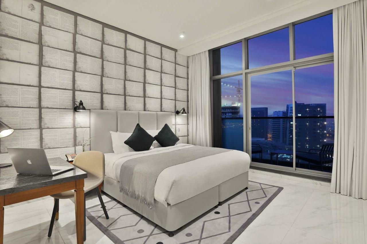 Executive Three Bedroom Apartment Burj Khalifa View Terrace Beach Mall Shuttle