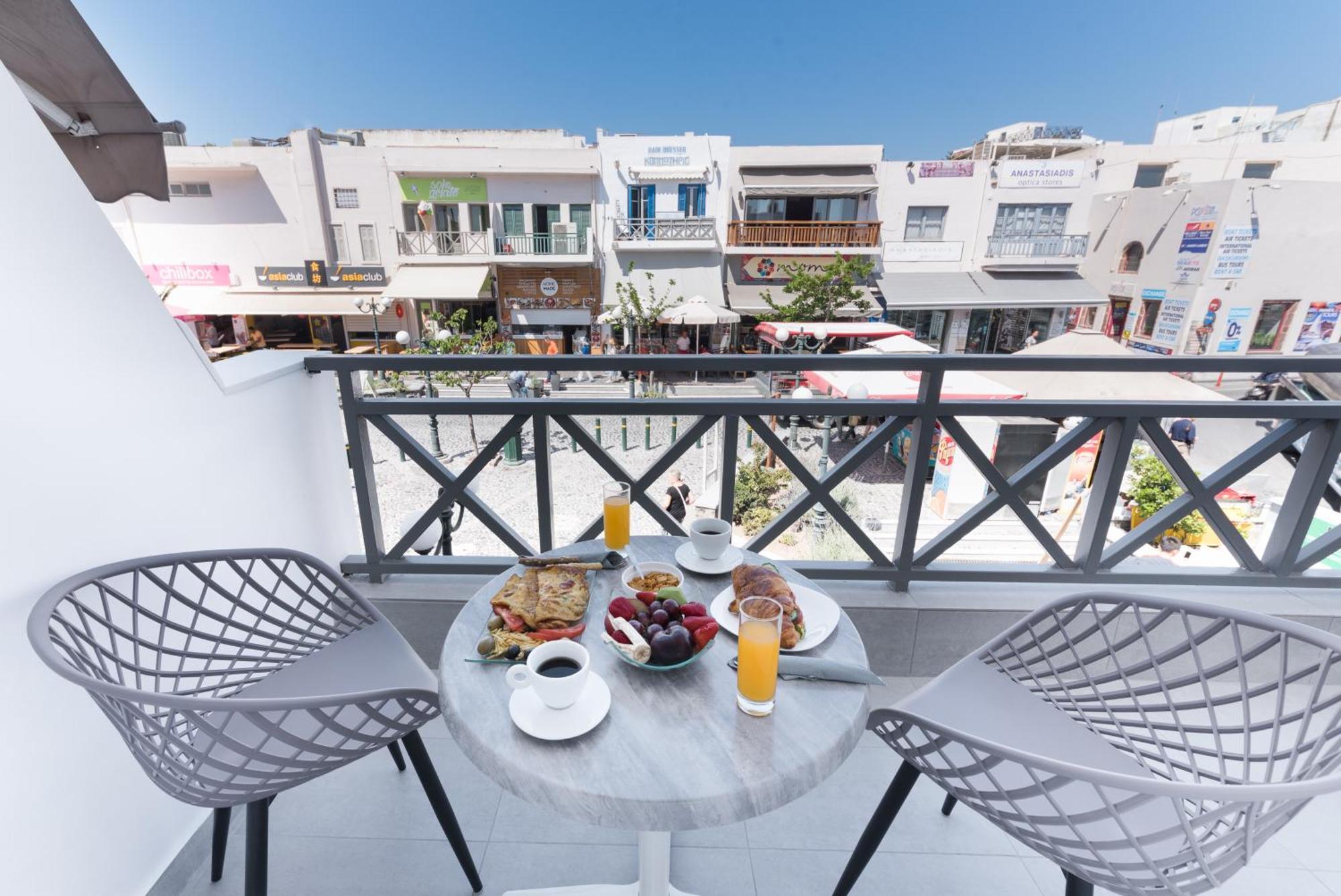 Deluxe Double or Twin Room City View