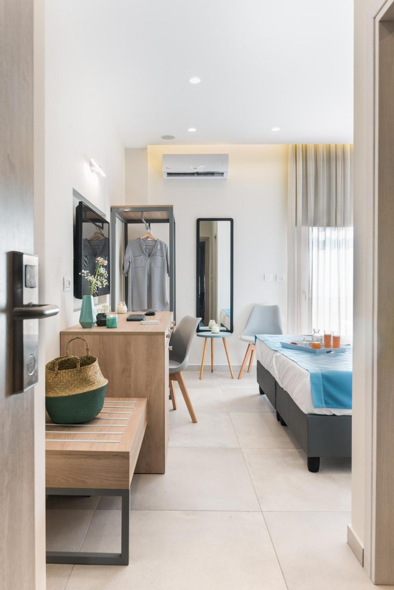 Standard Double or Twin Room Sea View