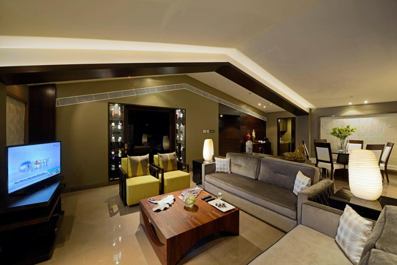 Presidential Suite on food beverages