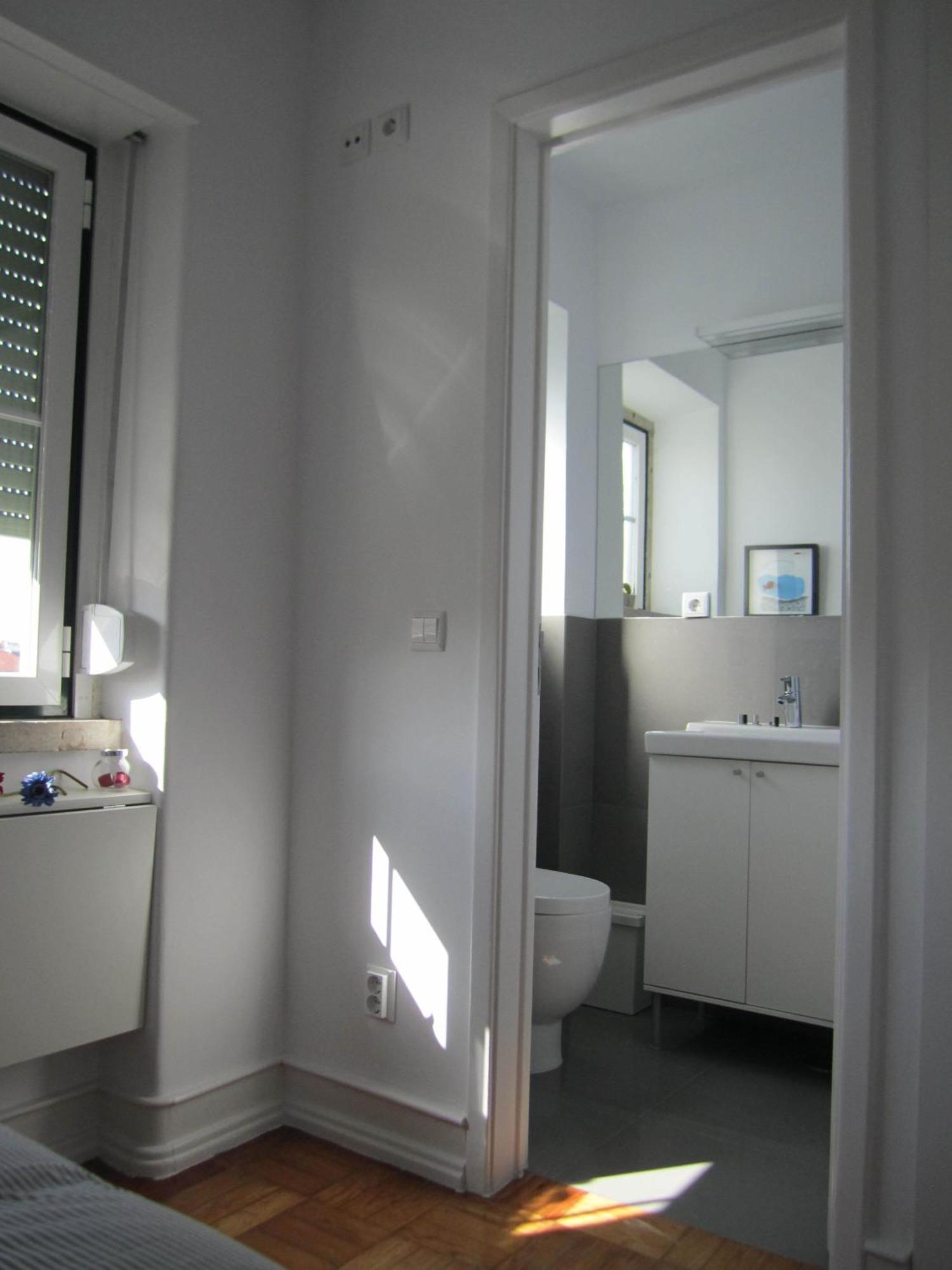 Single Room with Private Bathroom
