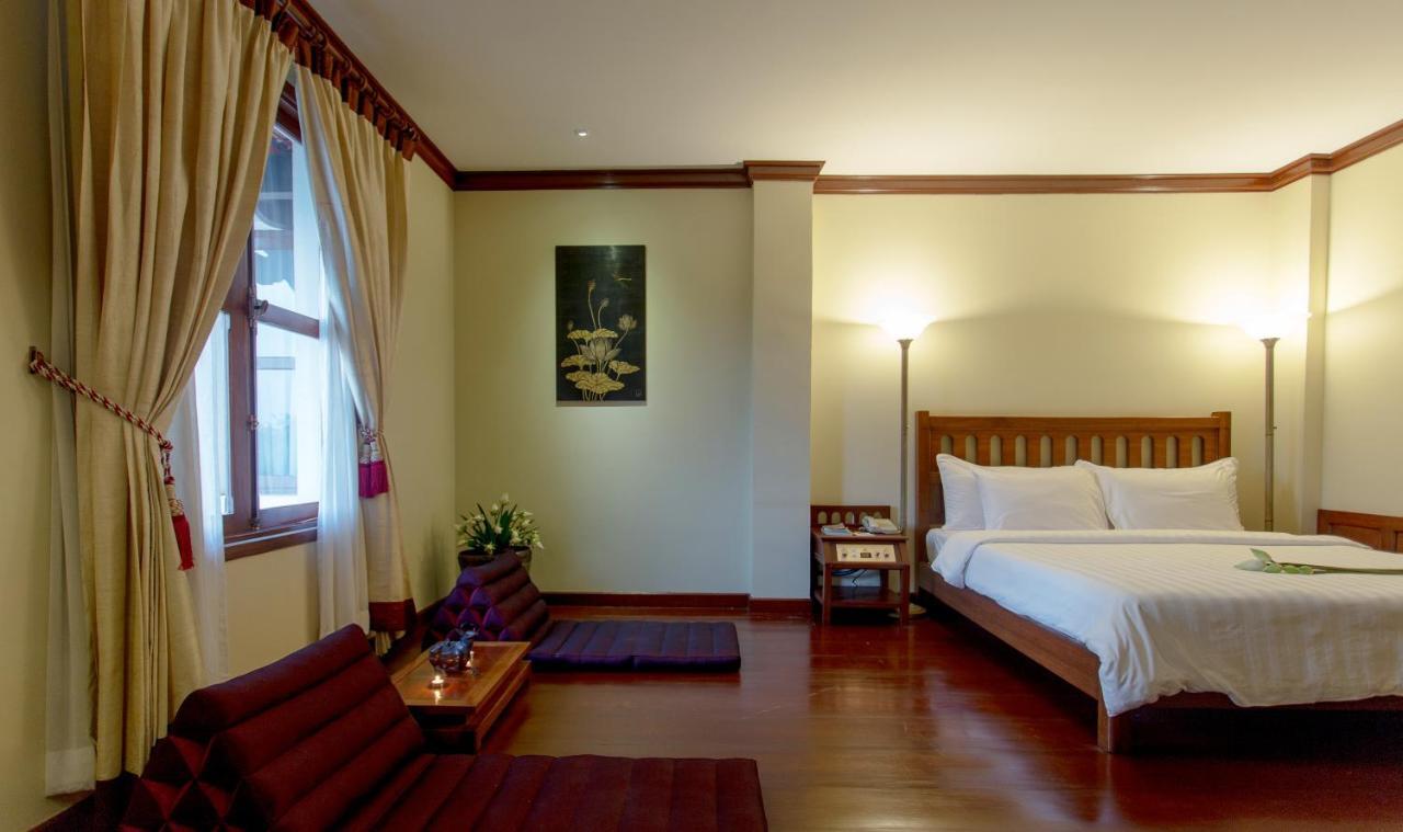 Sakura Double or Twin Room 1way Shuttle to City Center