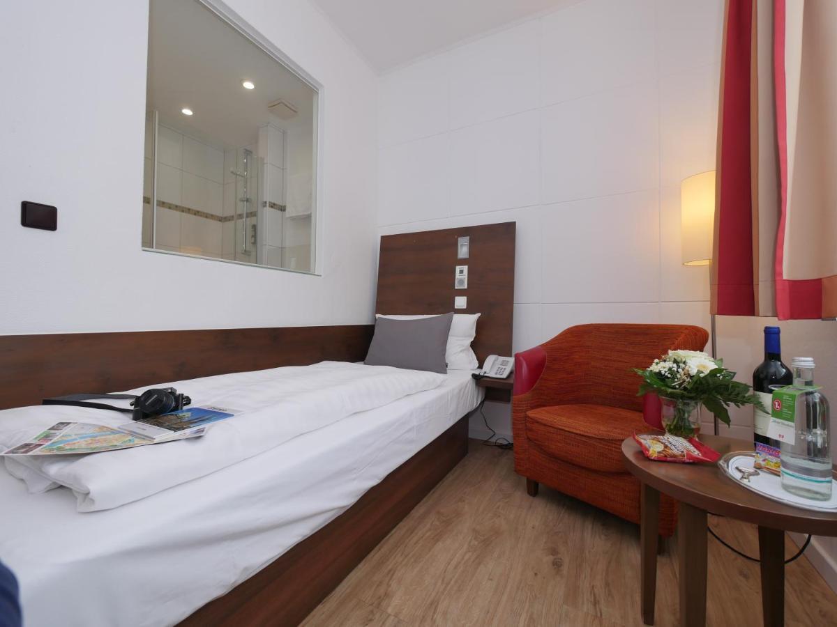 Single Room Street View