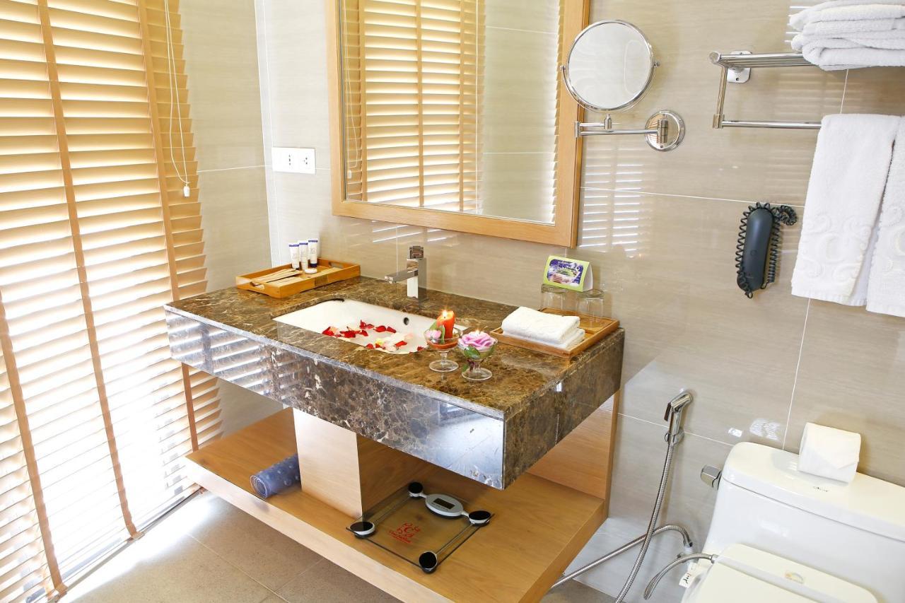 Suite Double City View
