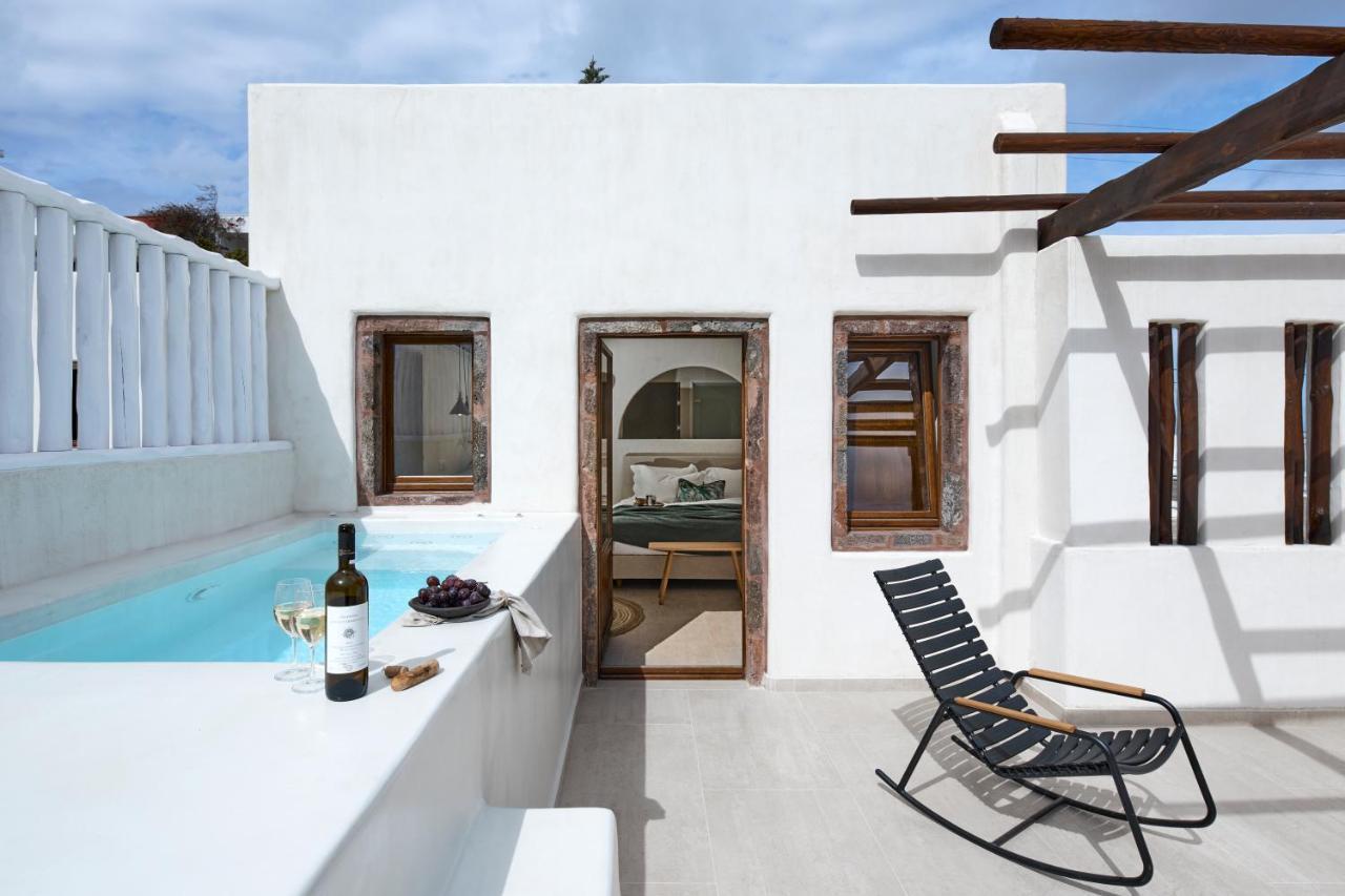 Executive Suite Outdoor Hot Tub