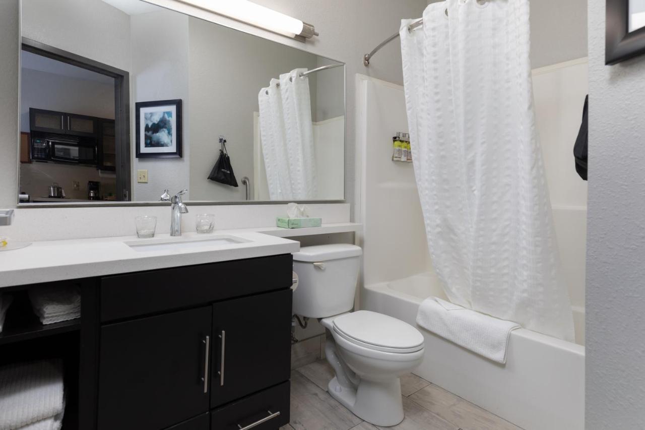 Double Room Two Double Beds Hearing Accessible or Non-Smoking