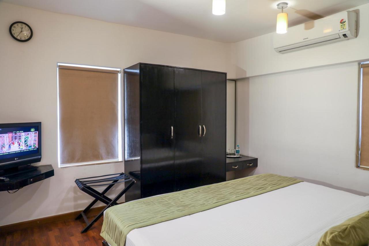 Deluxe Suite on Food & Beverages