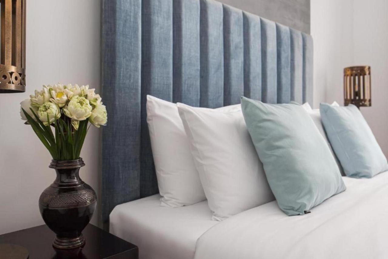 Executive Room King Bed Pool Access