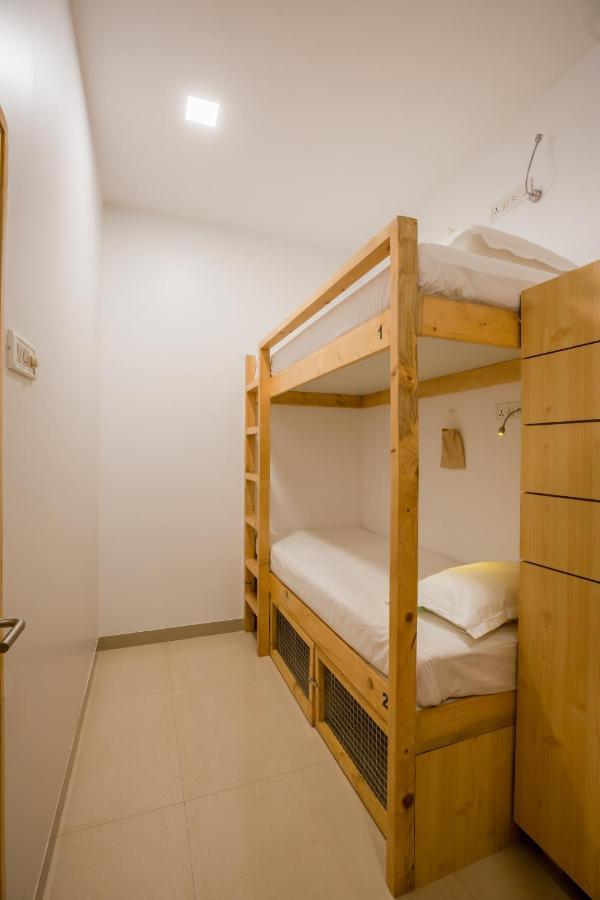 Bed 8-Bed Mixed Dormitory Room