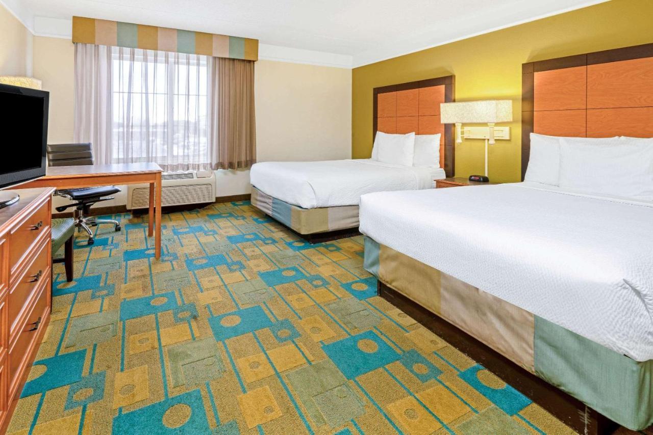 Deluxe Double Room with Two Double Beds