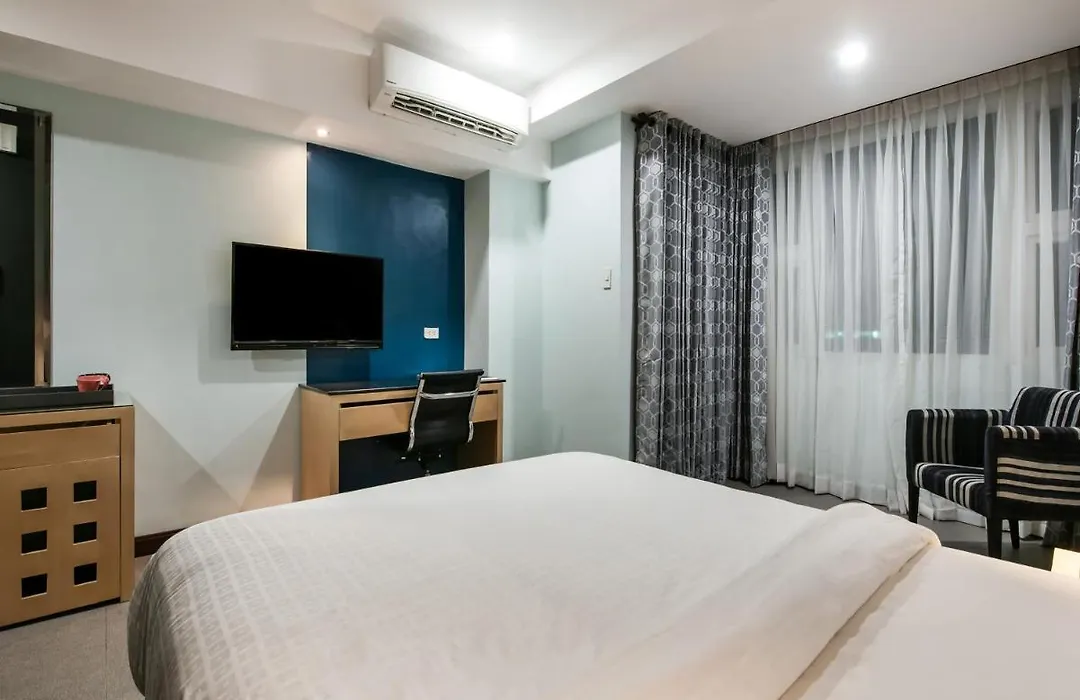 Bay Area Suites Manila-1
