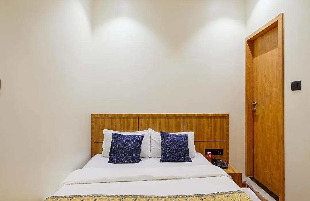 Hotel Blue Orchid - Marol Andheri-1