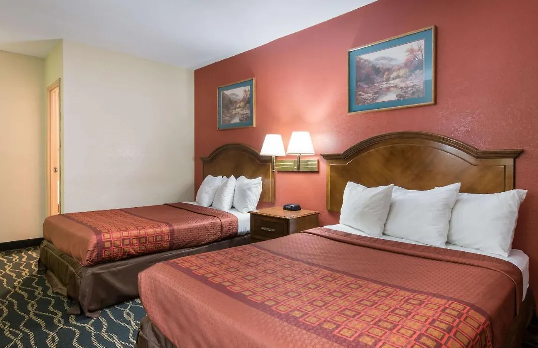 Rodeway Inn Wormleysburg - Harrisburg-1