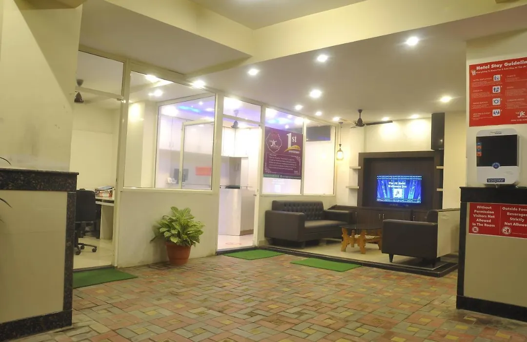 Jk Rooms 126 Parashar Legacy - Opp Railway Station-1