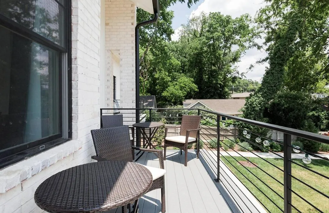 Brand New Luxury Home Near Downtown-1