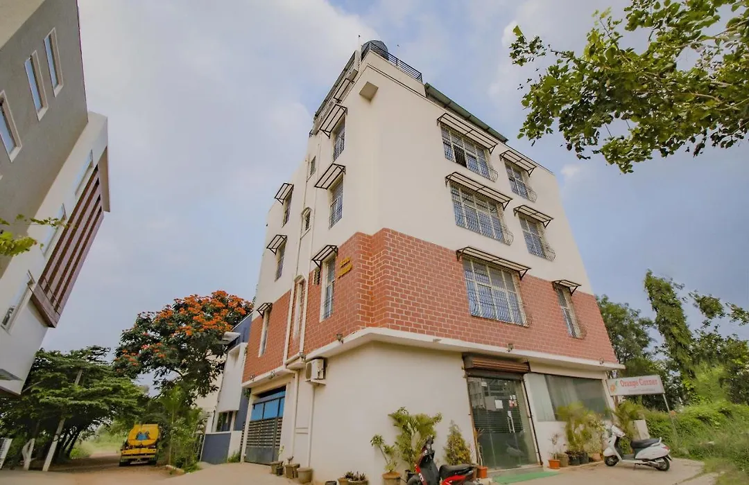 Orange Corner, Near Kempegowda Airport, Airport Pickup And Drop Available 24X7-1