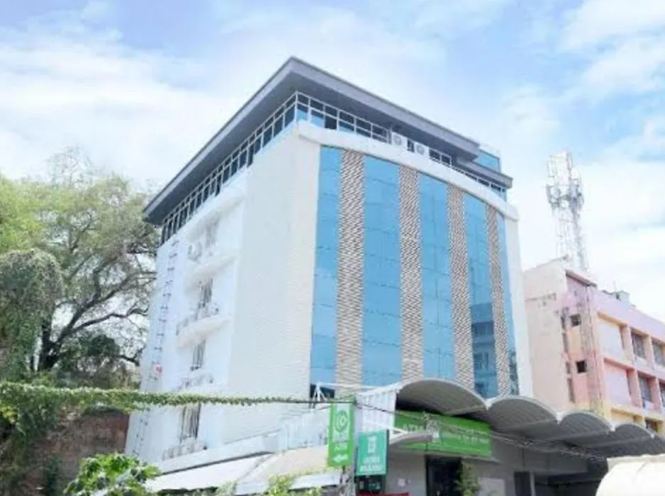 The South Gate By Wb Economy, Trivandrum-1