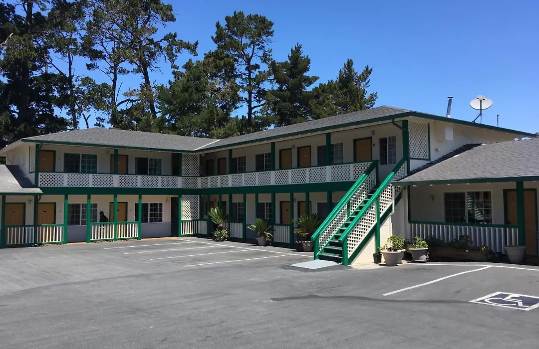 Monterey Pines Inn-1