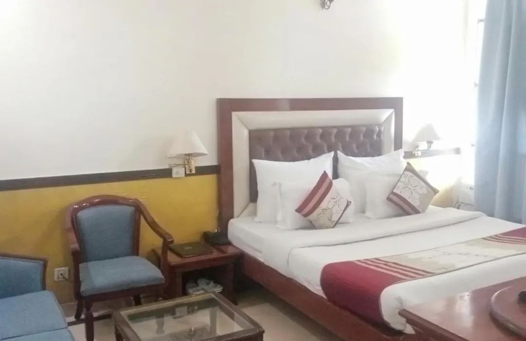 Hotel Corporate Inn-1