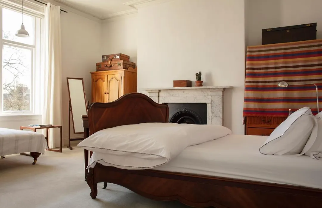 Square Tree House Hotel-1