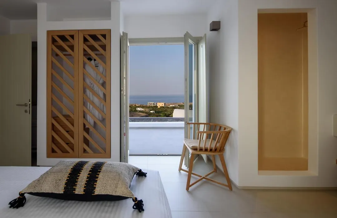 Este Luxury Suites-1