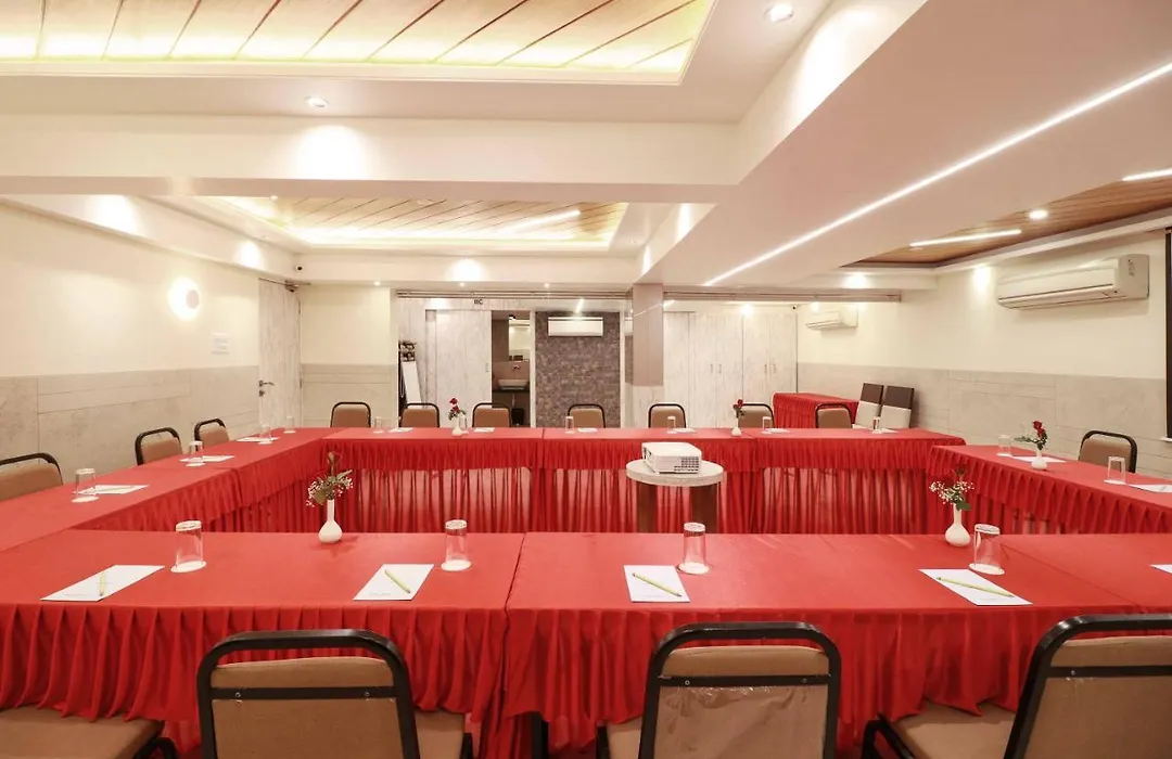 Hotel Centra-1