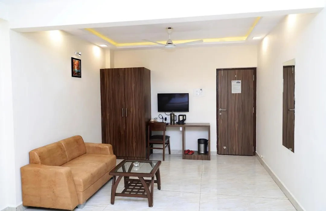 Hotel Sai Neel-1
