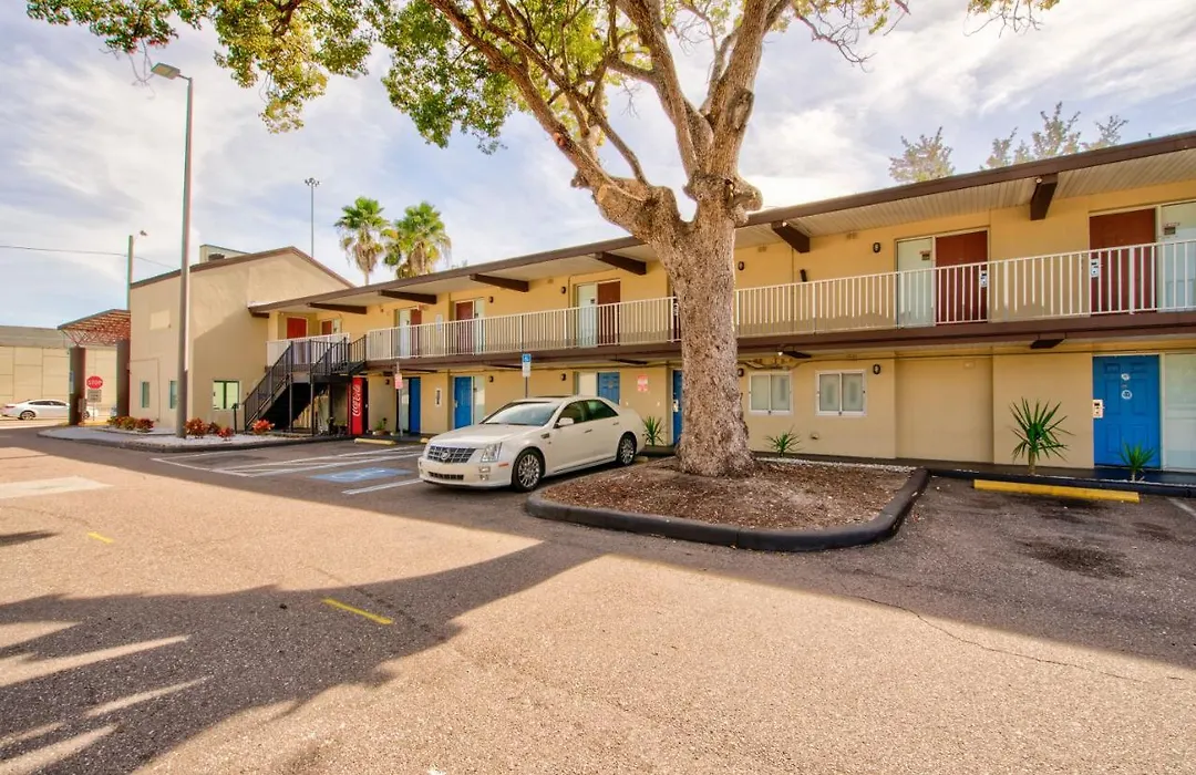 Clearwater Hotel-1