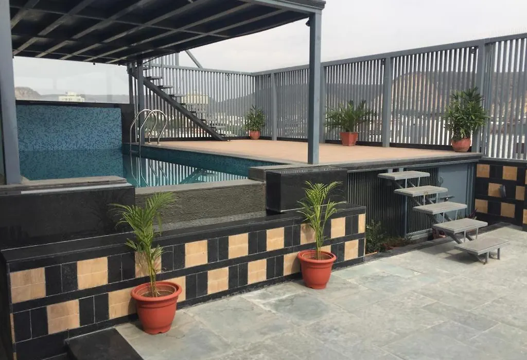 Ka10 Square Hotel & Banquets-1