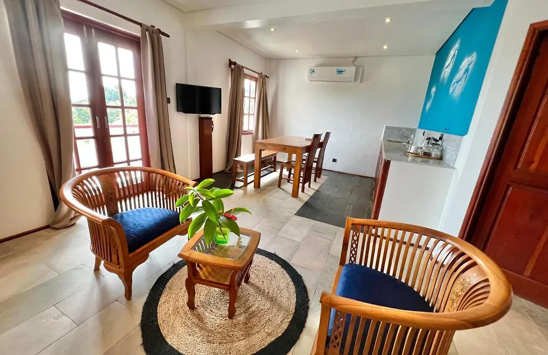 Hilltop Boutique Hotel-1