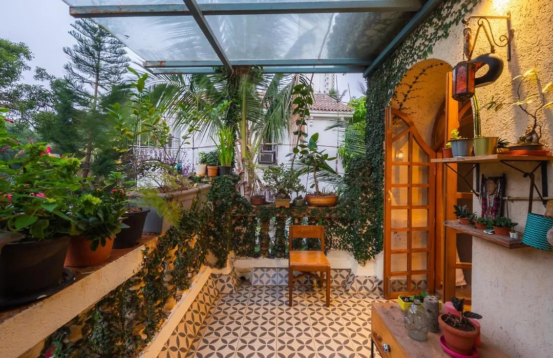 Saffronstays Birdsong - 3Br Pet-Friendly Villa With Lawns, Treetop Terraces, Gazebo Dining & Tennis Court-1