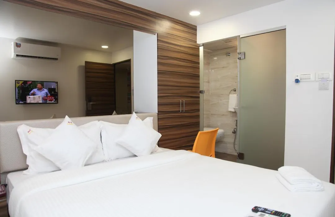 Hotel Lucky Galaxy-1