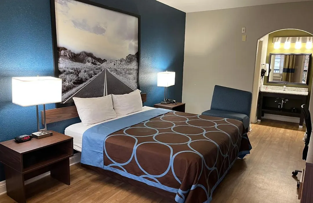Super 8 By Wyndham San Antonio Near Fort Sam Houston-1