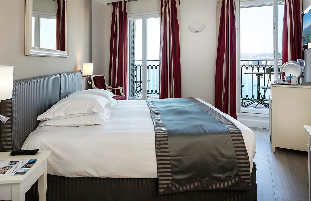 Hotel Suisse-1