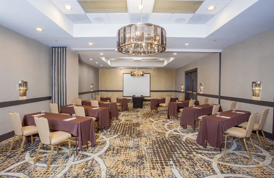 Radisson Hotel Memphis - University-1
