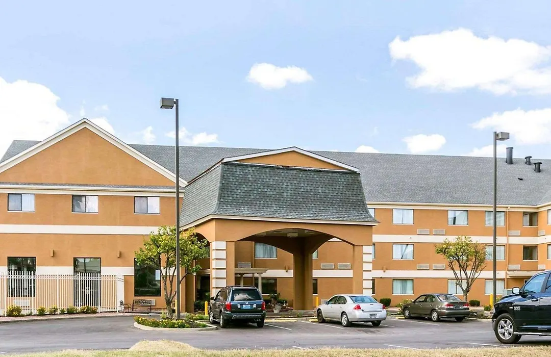 Quality Inn & Suites University-Airport-1